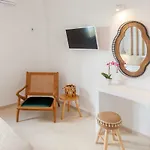 Joanna Aparthotel Kamári