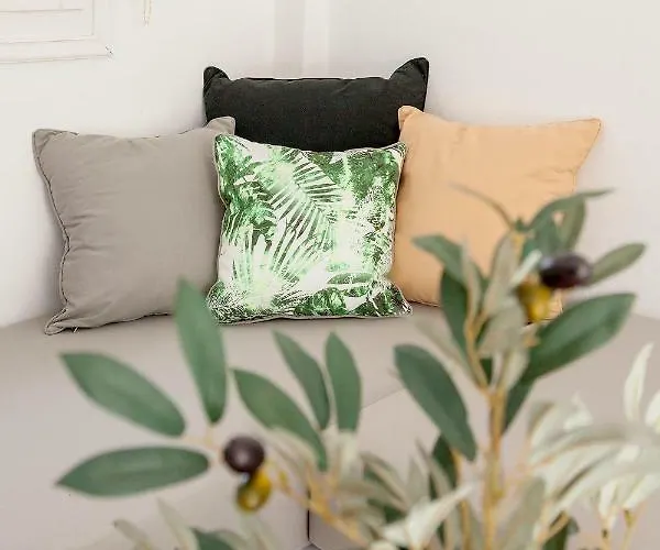 乔安娜别墅酒店 4* Kamári