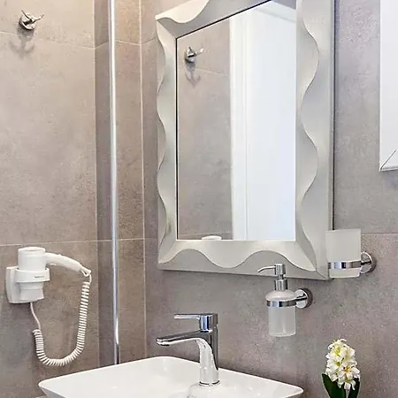 Joanna Hotel apartamentowy 4*